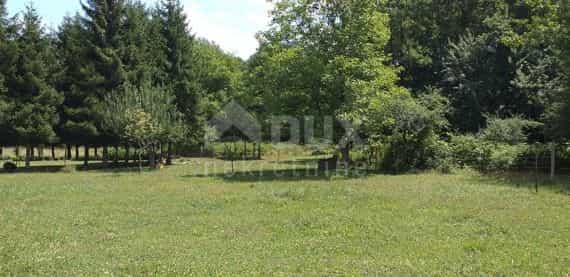 σπίτι σε Brod na Kupi, Primorje-Gorski Kotar County 10868664