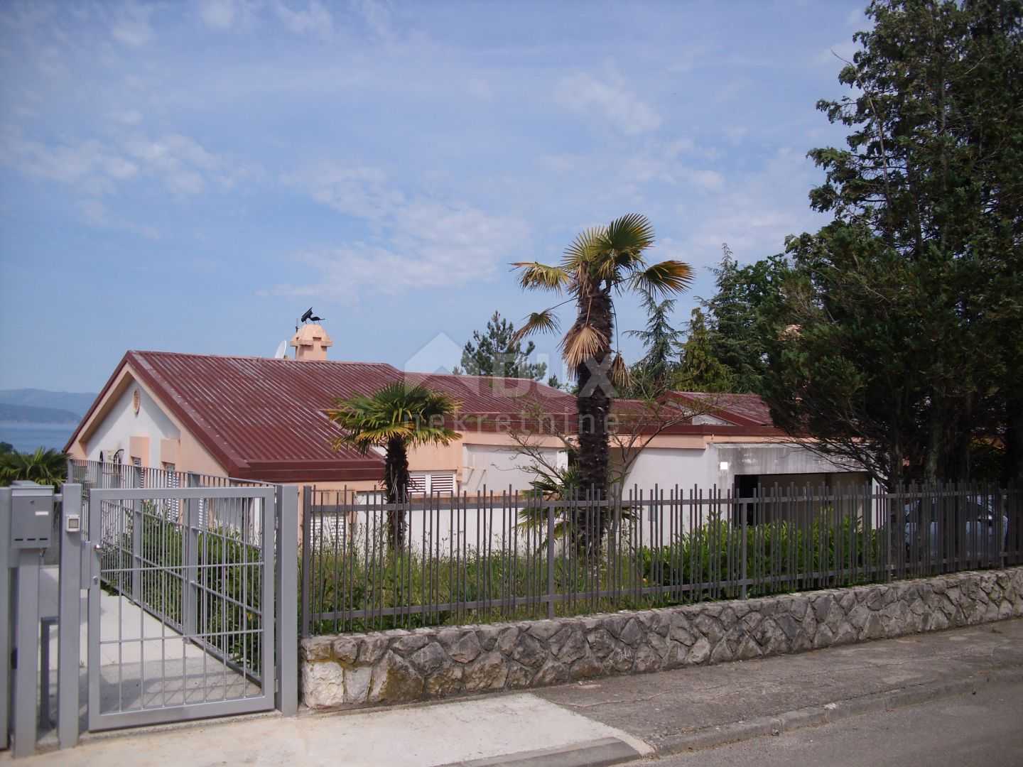 House in Malinska, Primorsko-Goranska Zupanija 10868765