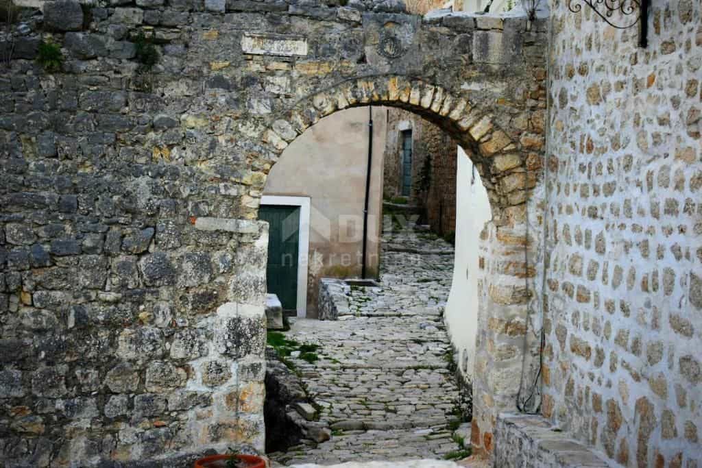 casa en Novigrad, Zadar County 10868811