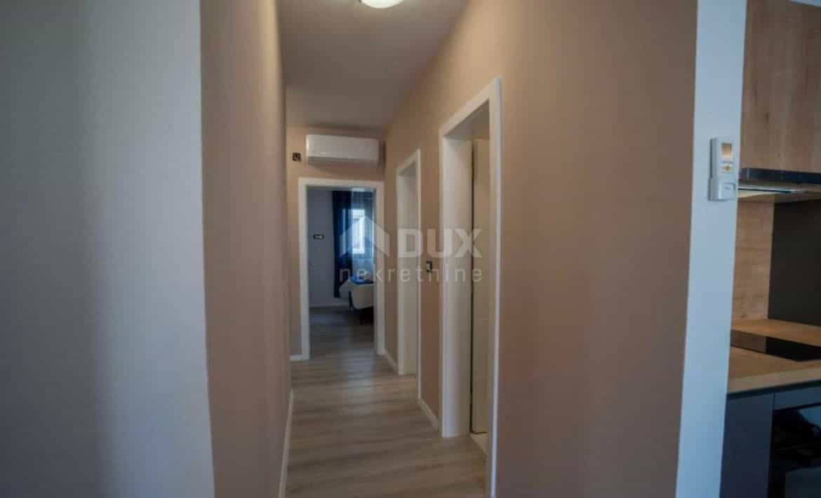 公寓 在 Poljica, Zadarska županija 10868904