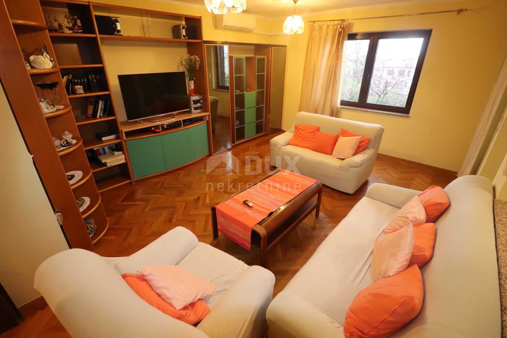 公寓 在 德雷諾娃, 濱海邊疆區-山區祖帕尼婭 10869004