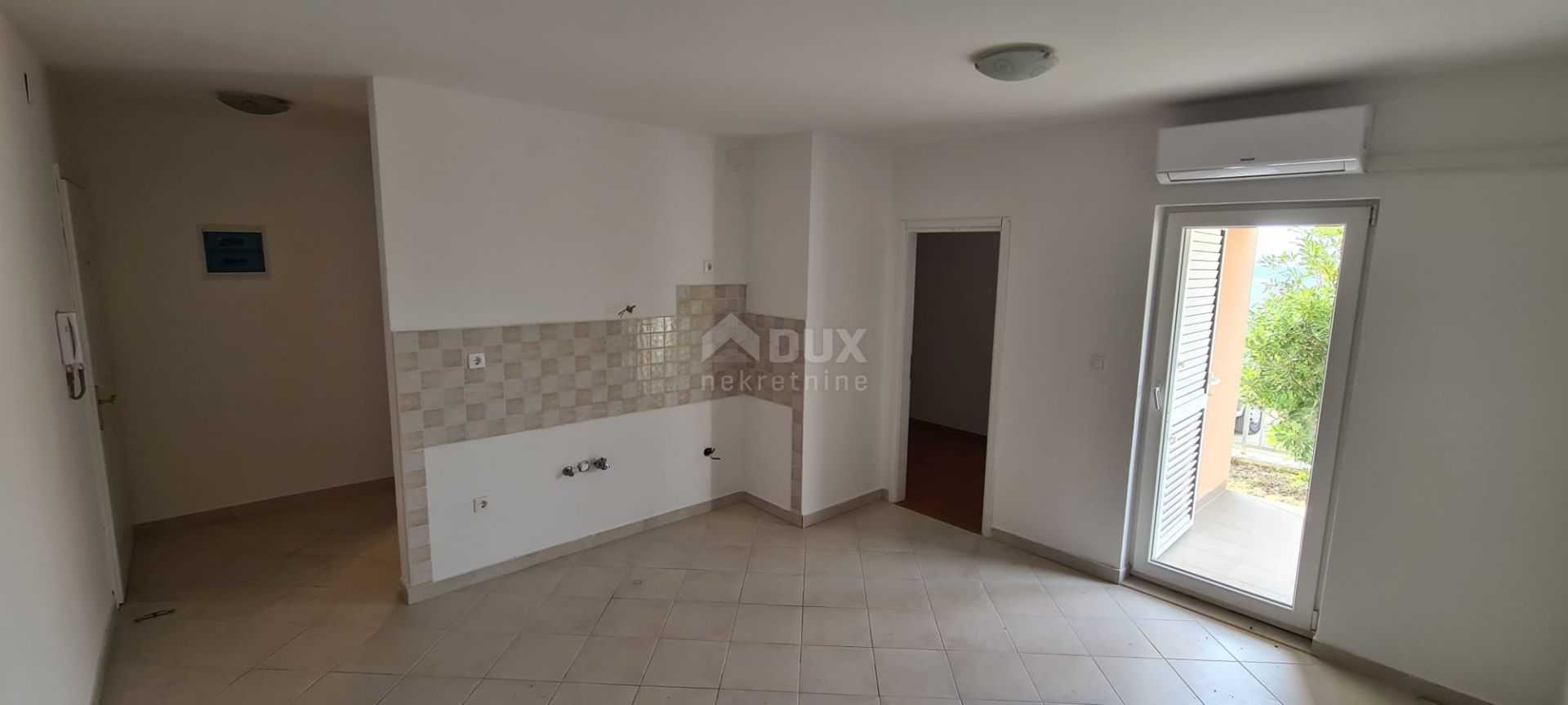 公寓 在 Povljana, Zadar County 10869110