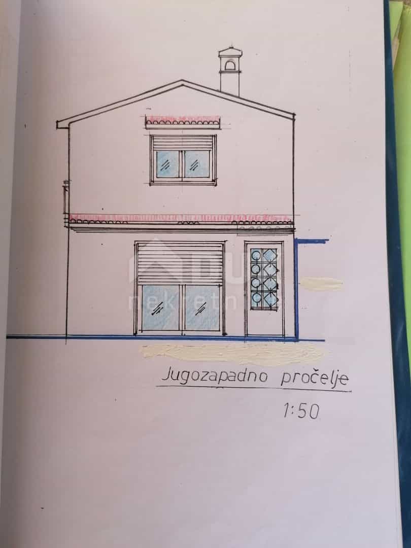 House in Lovran, Primorsko-Goranska Zupanija 10869165