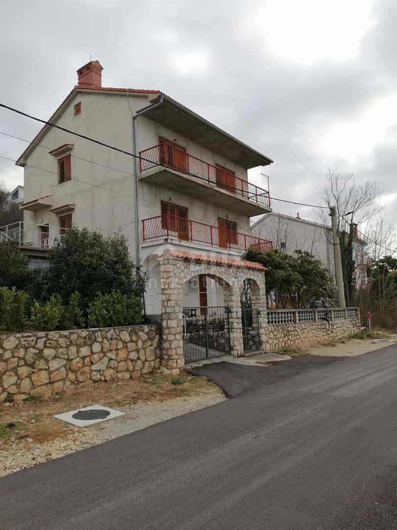 Rumah di Klanfari, Primorsko-Goranska Zupanija 10869166