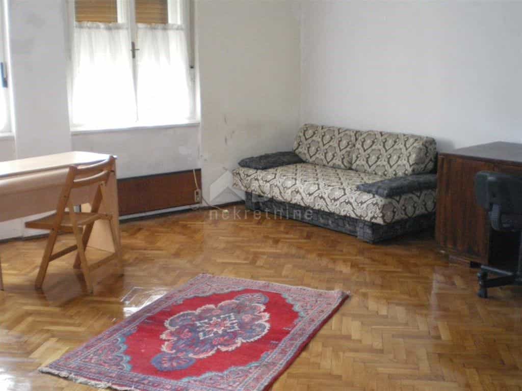 Condominium dans Mrkopalj, Primorsko-Goranska Zupanija 10869187