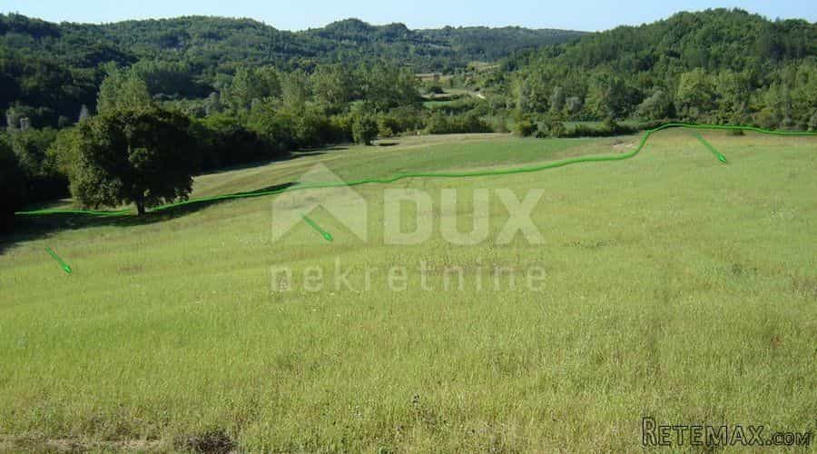 Terre dans Karojba, Istarska Zupanija 10869204