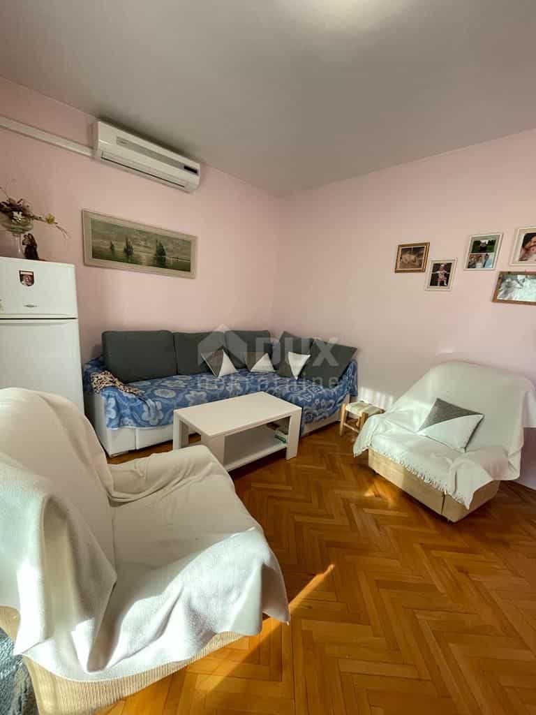 بيت في Zadar, Zadarska županija 10869261