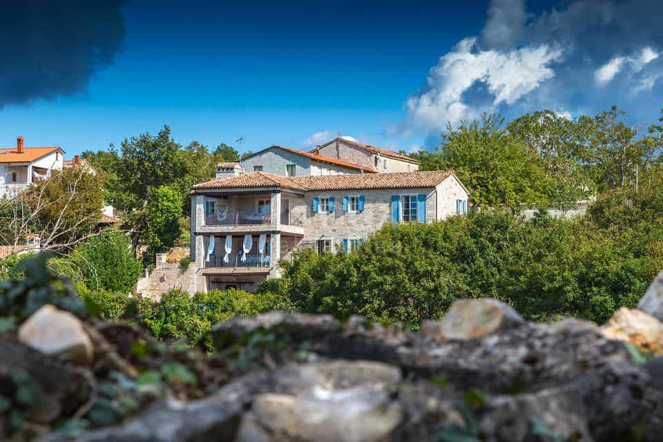 House in Sveti Lovreč, Istria County 10869316