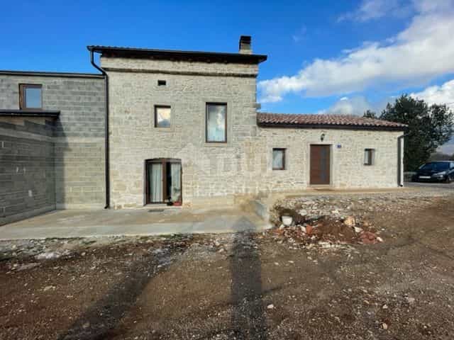 House in Krsan, Istarska Zupanija 10869443