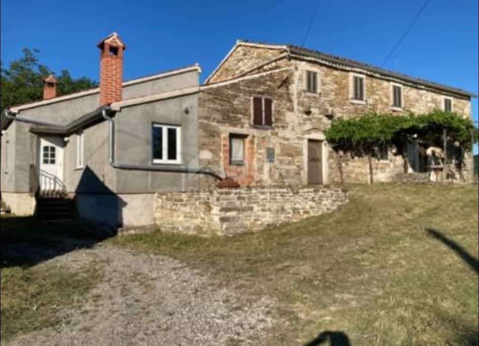 House in Cerovlje, Istarska Zupanija 10869544