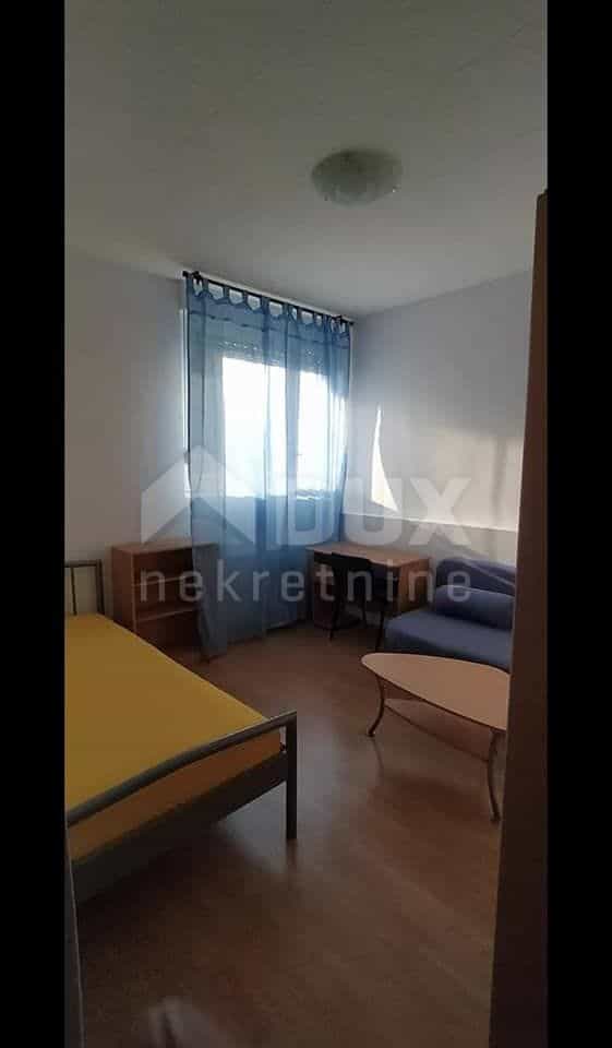 公寓 在 Rijeka, Primorsko-goranska županija 10869595
