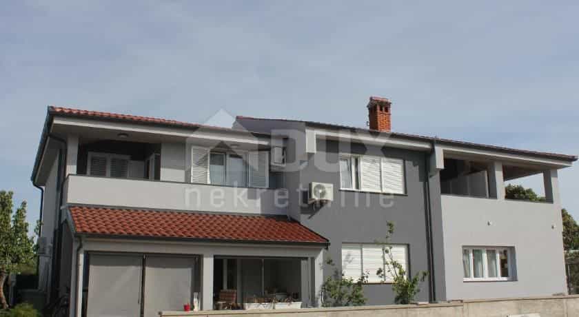 بيت في Zaton, Zadar County 10869603
