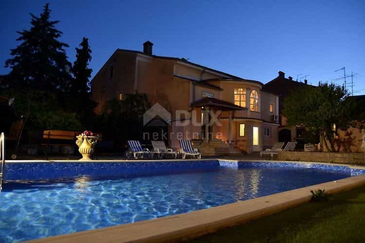 House in Pula, Istarska županija 10869704