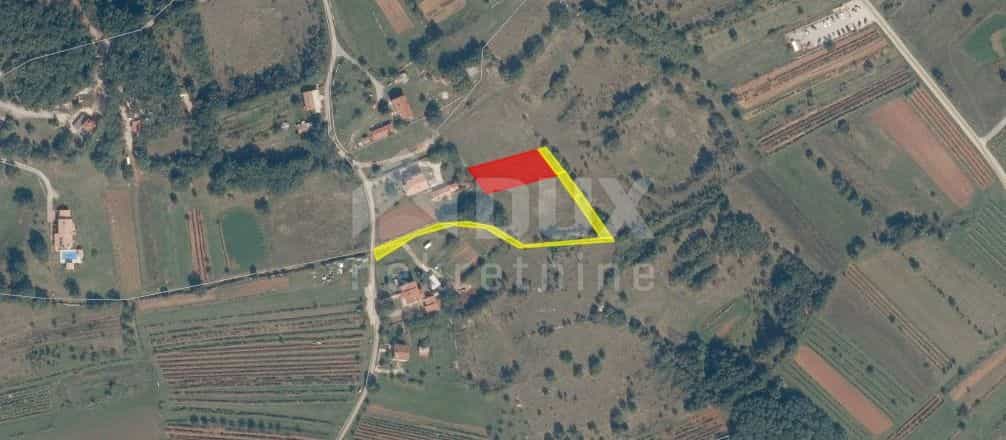 Tanah dalam Nedescina, Istarska Zupanija 10869907