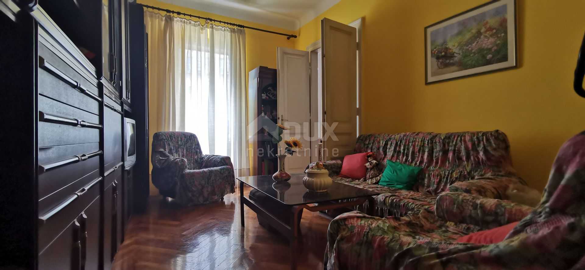 Condominium dans Rijeka, Primorsko-Goranska Zupanija 10869909