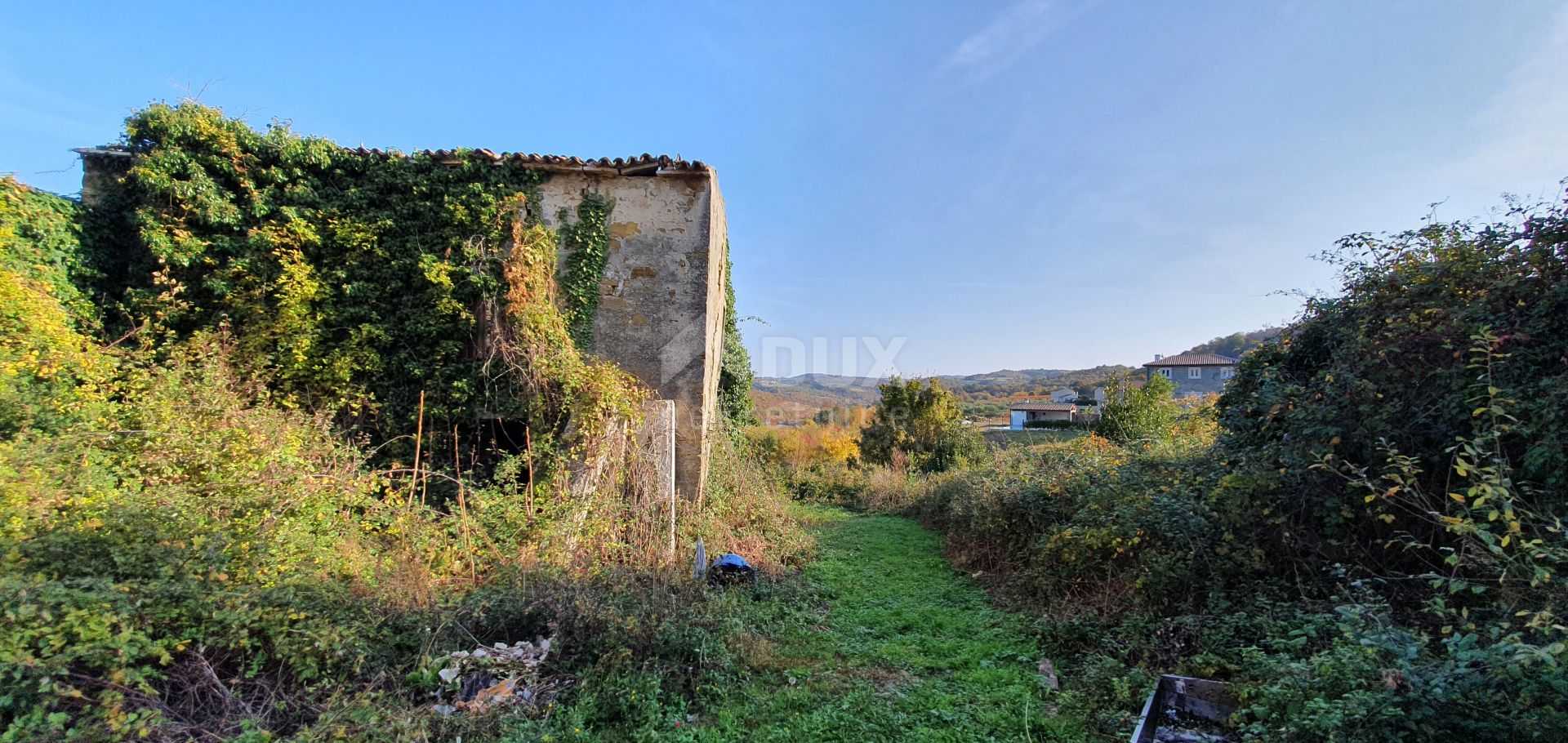 Land in Momjan, Istria County 10869991