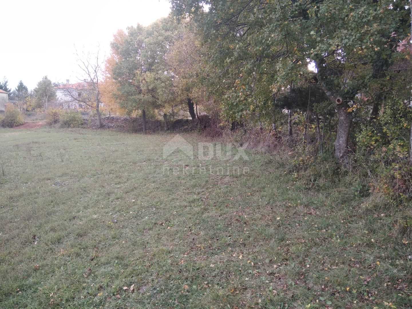 Tanah dalam Dobrinj, Primorsko-Goranska Zupanija 10870098