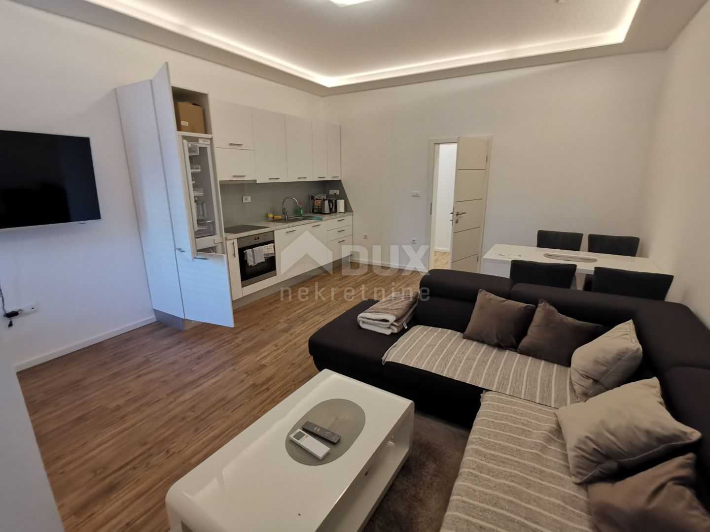 Condominium dans Mrkopalj, Primorsko-Goranska Zupanija 10870111