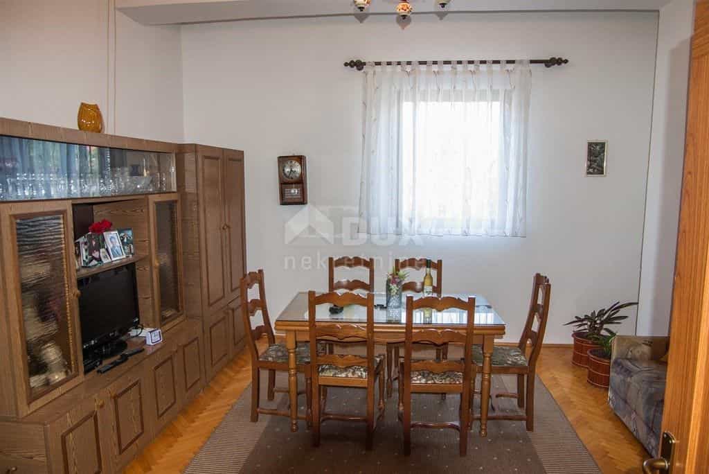 rumah dalam hosti, Primorsko-Goranska Zupanija 10870258