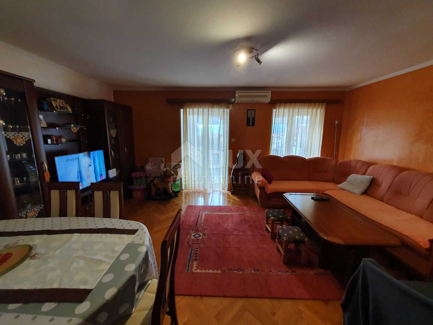 Condominium in Zamet, Primorsko-Goranska Zupanija 10870461