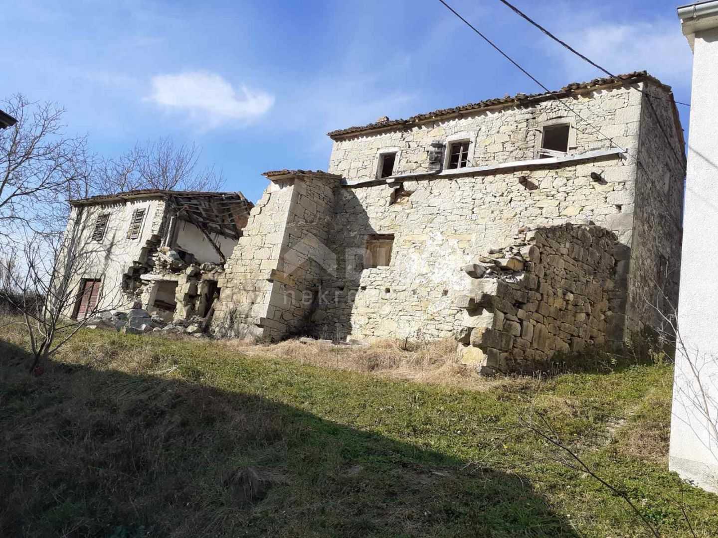 casa en Klarici, Istarska Županija 10870561