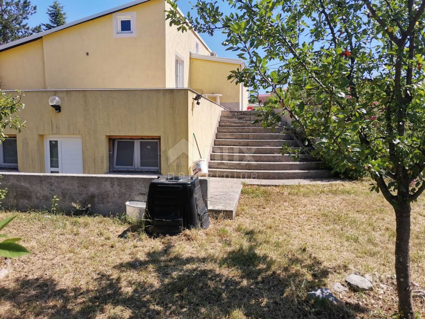 casa en Bezjaki, Primorsko-Goranska Županija 10870568