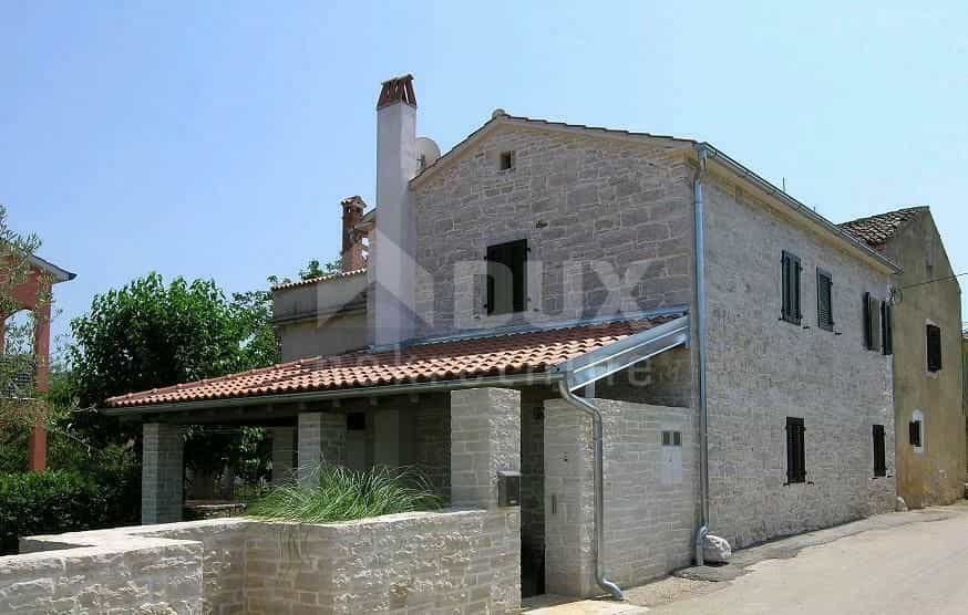 Hus i Tar, Istria County 10870720