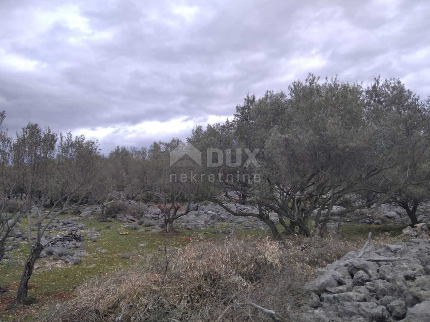 Tanah dalam Krk, Primorsko-Goranska Zupanija 10870752