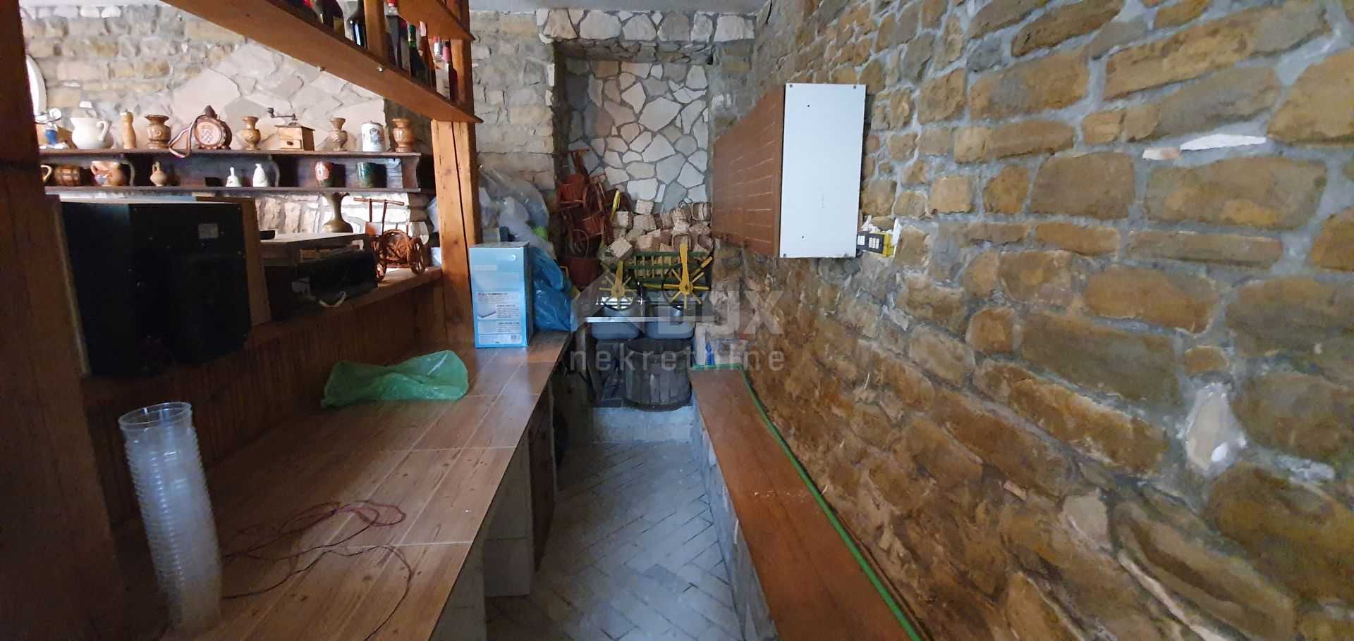 Talo sisään Momjan, Istria County 10870798
