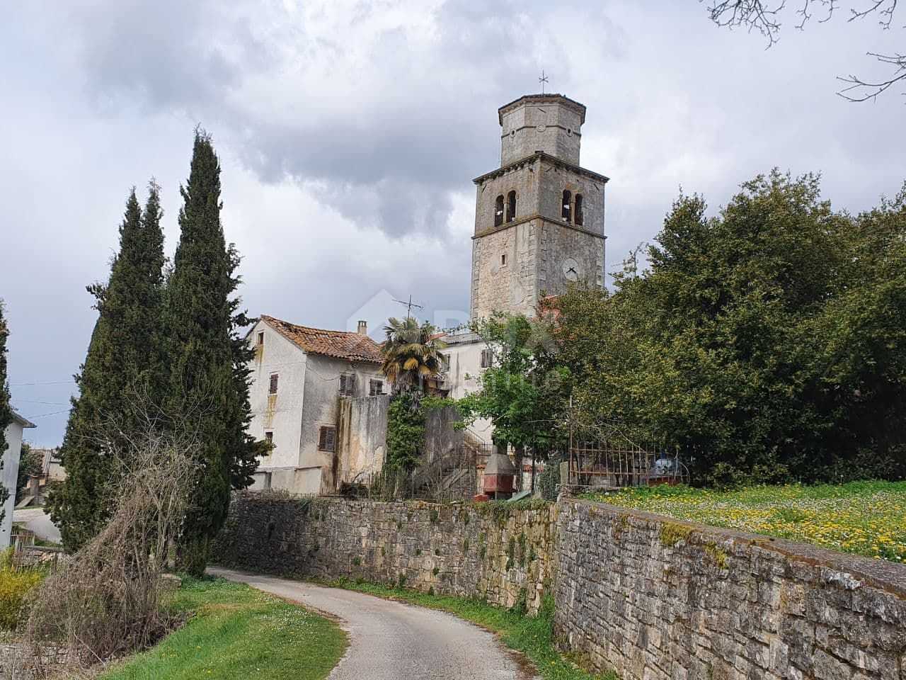 House in Tinjan, Istria County 10870951