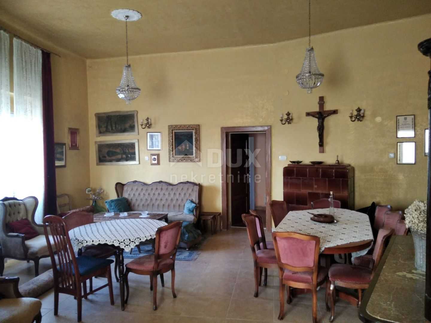 House in Mali Dol, Primorsko-Goranska Zupanija 10871285