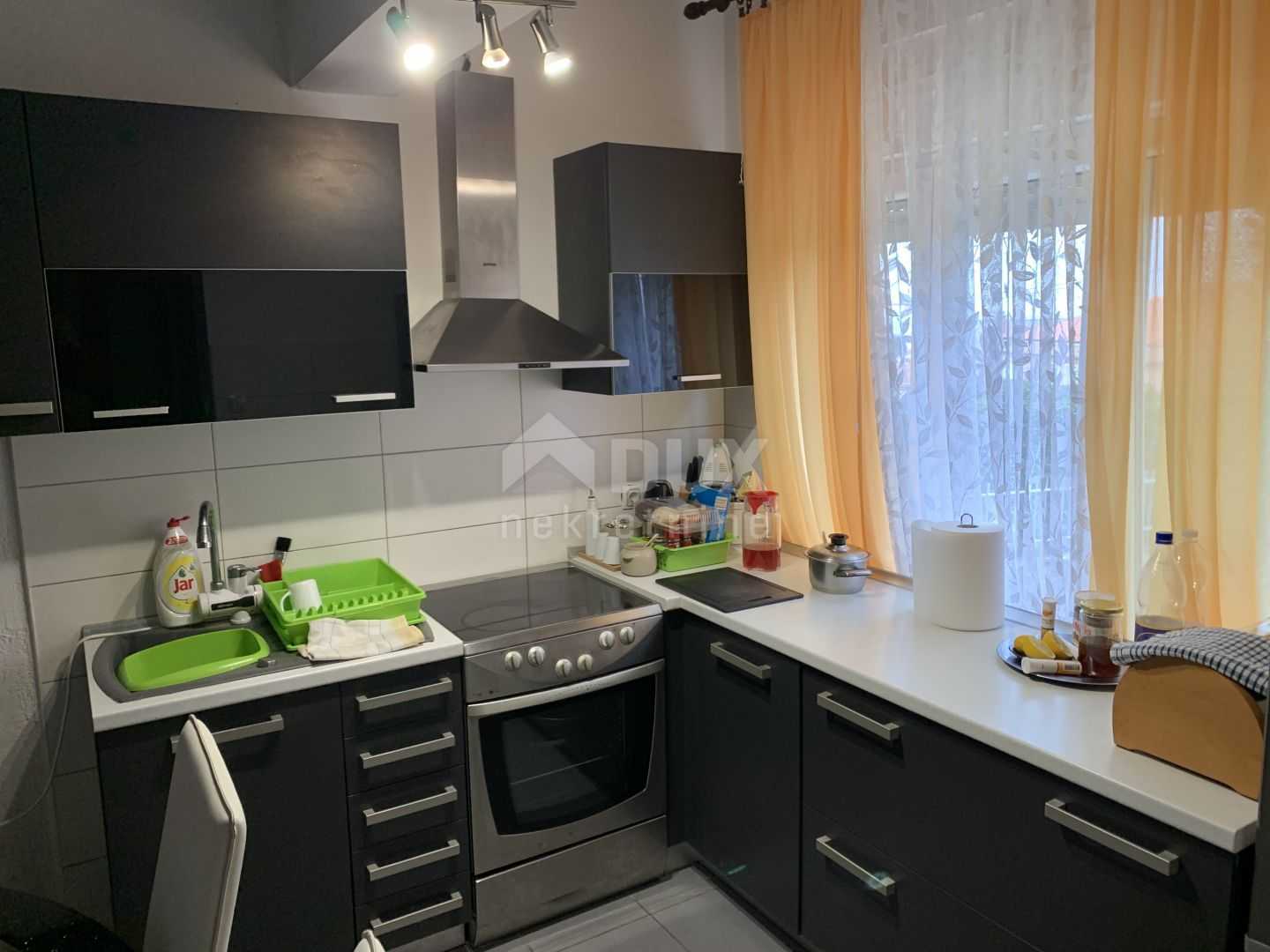 Condominium in Drenova, Primorsko-Goranska Zupanija 10871401