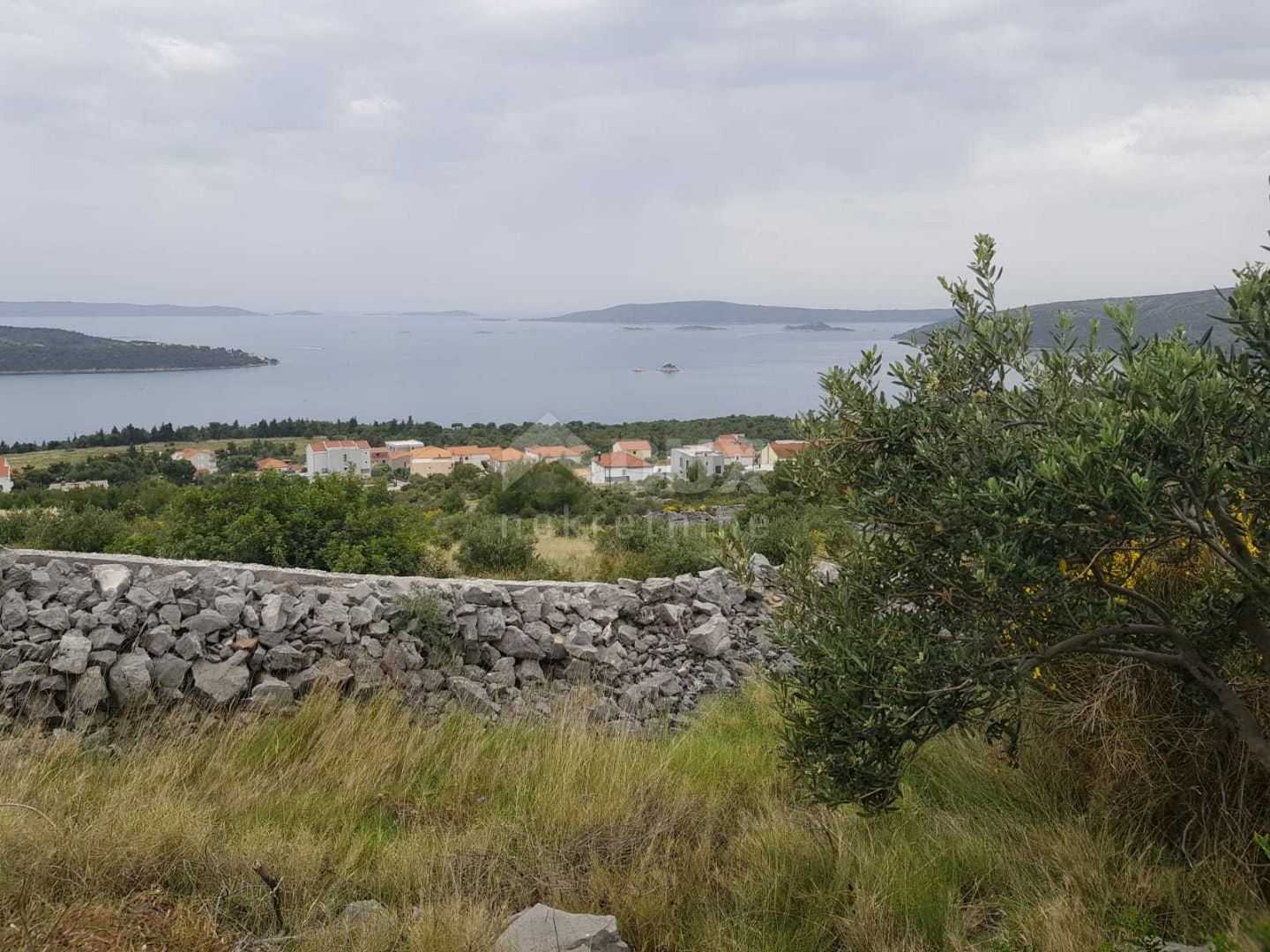 Tanah dalam Trogir, Splitsko-Dalmatinska Zupanija 10871445