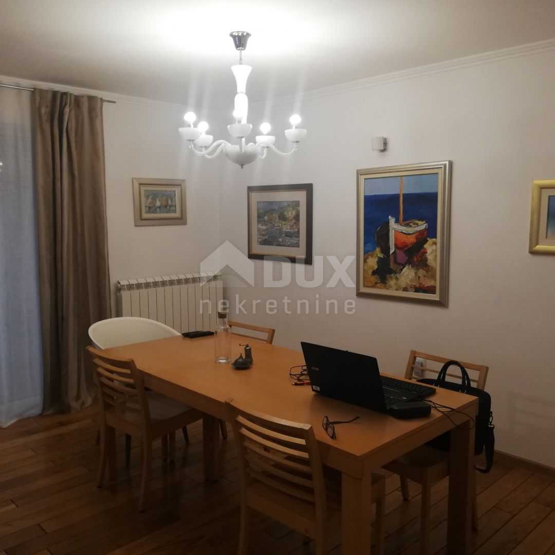 Condominium in Hosti, Primorsko-Goranska Zupanija 10871509