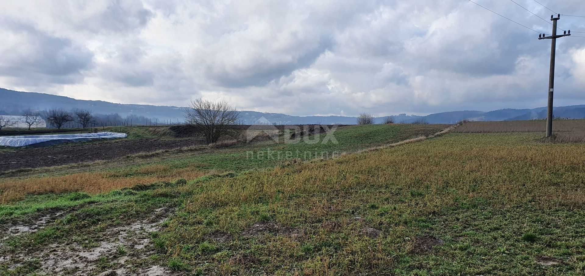 Land in Zarečje, Pazin, Istria County 10871635