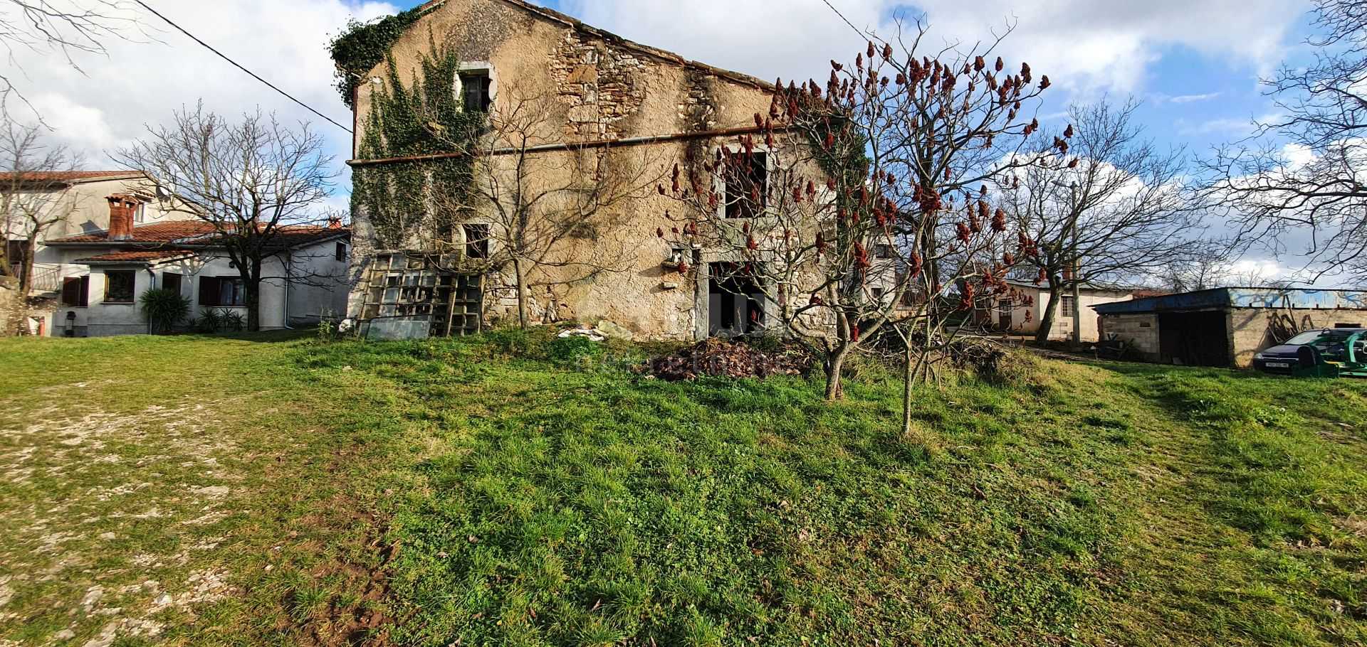 House in Pićan, Istria County 10871645