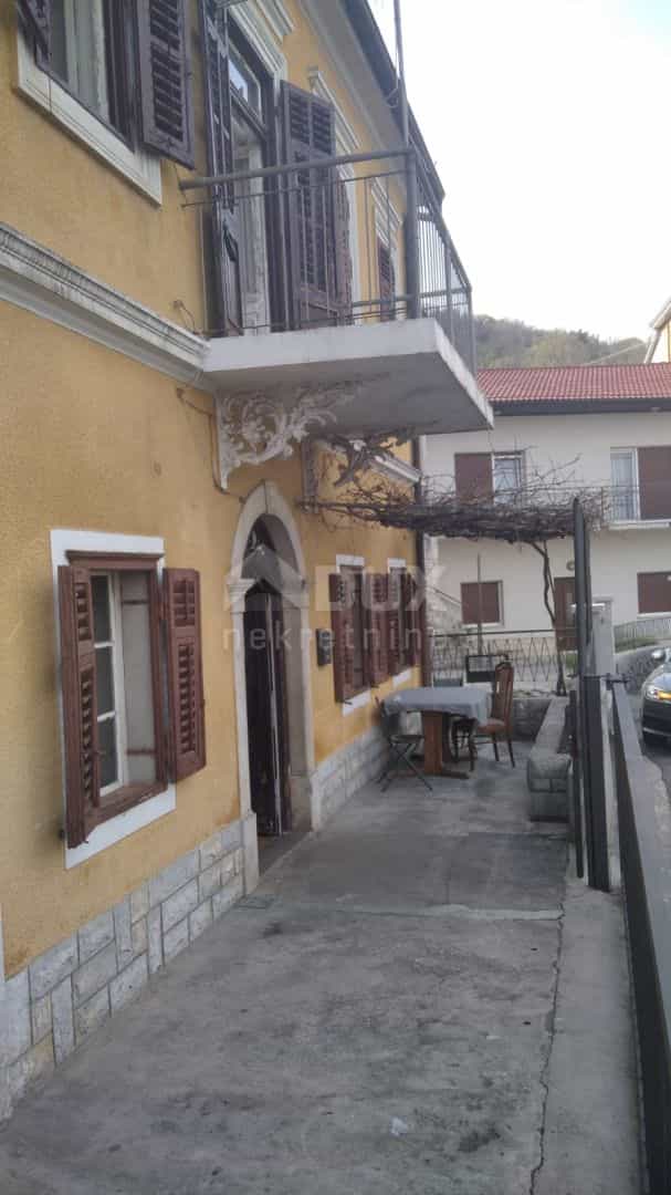 rumah dalam Matulji, Primorsko-Goranska Zupanija 10871670