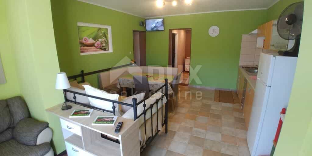 House in Premantura, Istria County 10871686