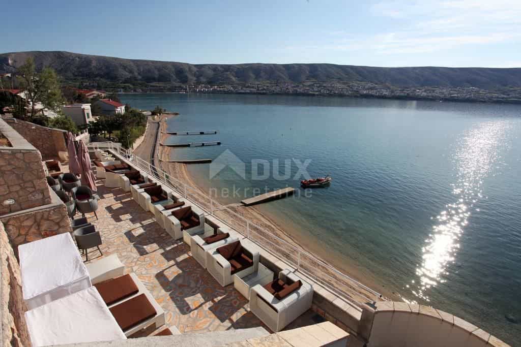 Retail in Pag, Zadar County 10871728
