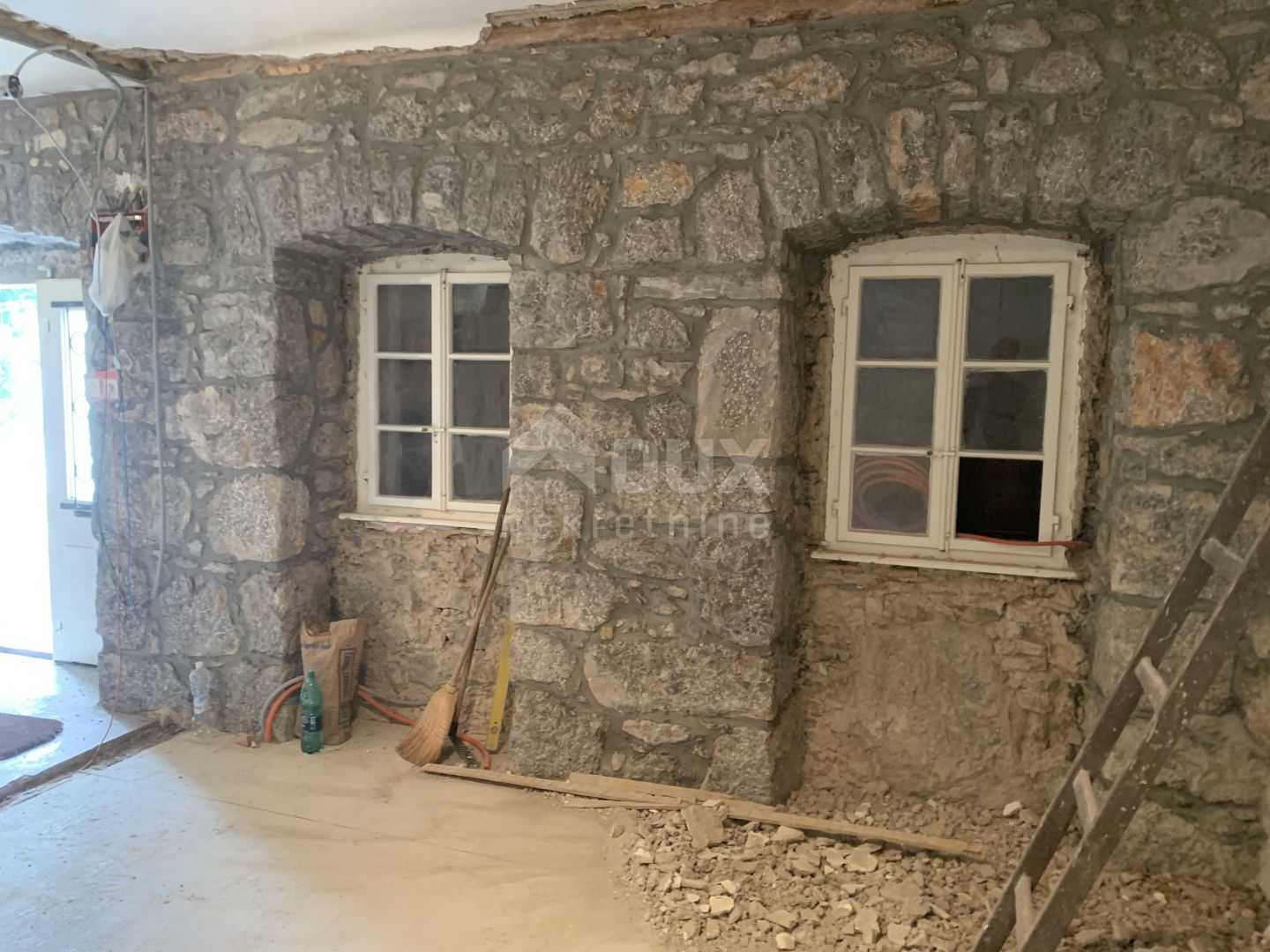 House in Matulji, Primorsko-Goranska Zupanija 10871738