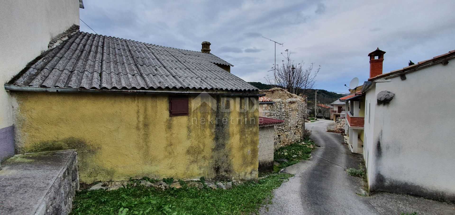 Condominium in Roč, Istria County 10871924