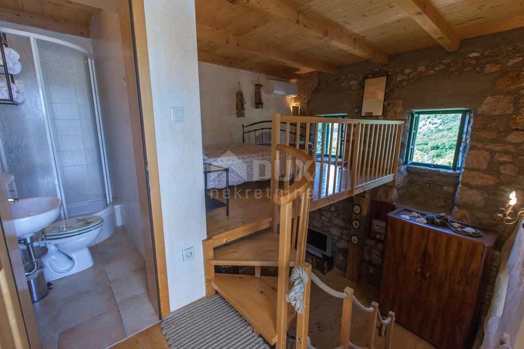 Huis in Bribir, Primorje-Gorski Kotar County 10872016