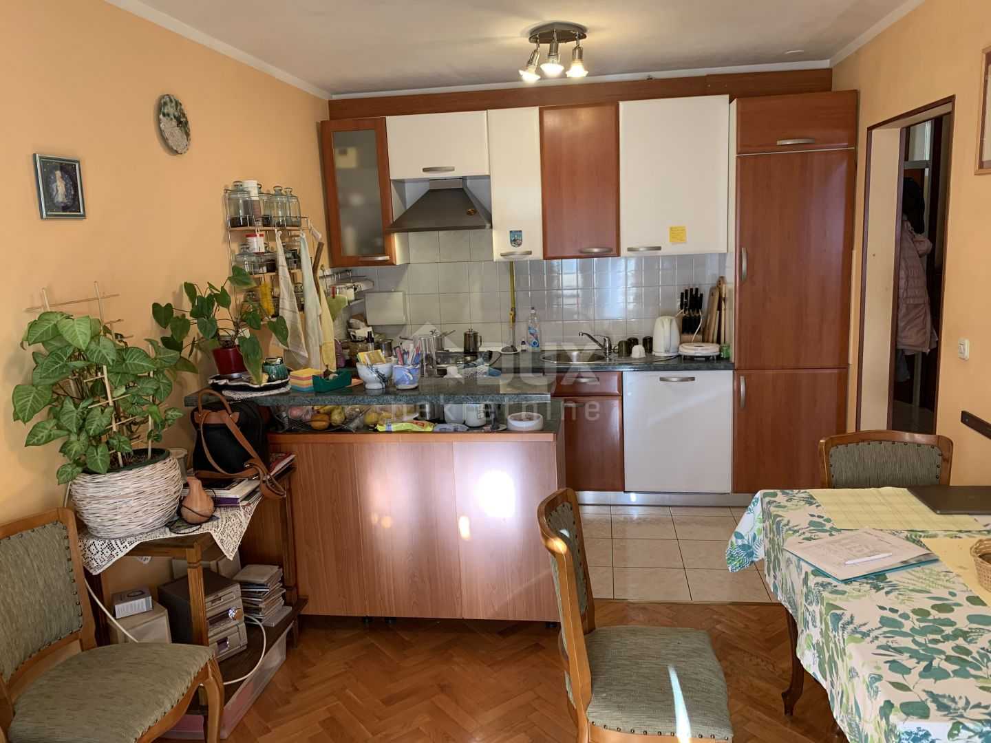 Квартира в Дренова, Приморсько-Горанська жупанія 10872065