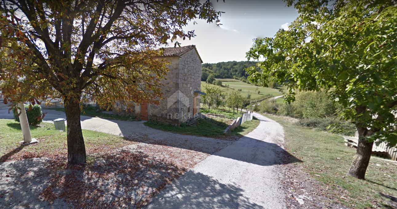 σπίτι σε Hum, Istria County 10872146