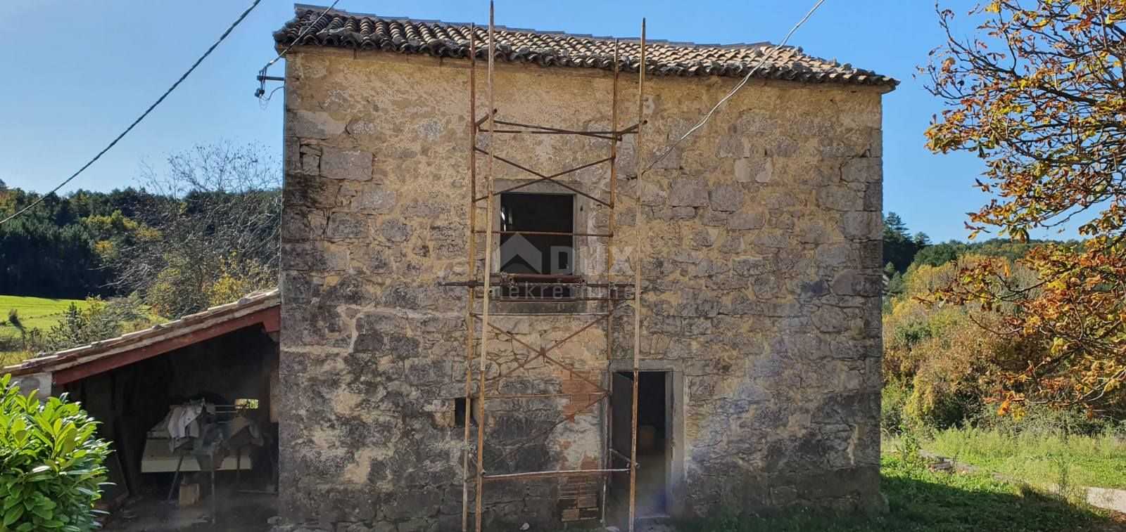 rumah dalam Hum, Istria County 10872146