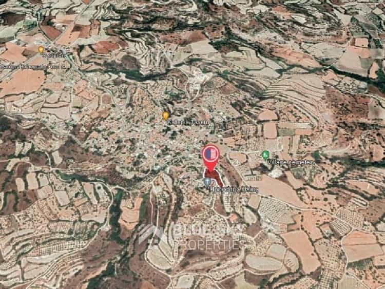 Tanah dalam Mesa Chorio, Pafos 10872147