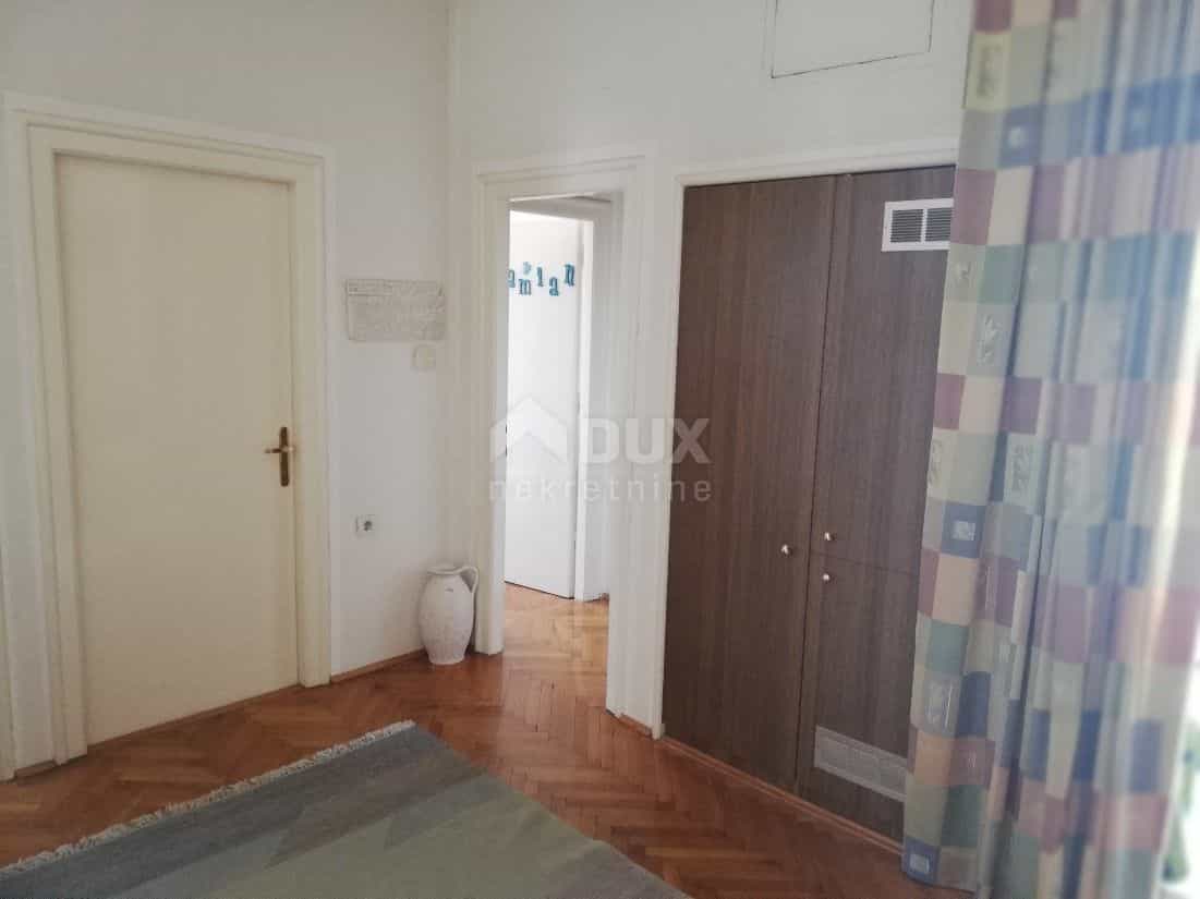Condominium dans Rijeka, Primorsko-goranska županija 10872494