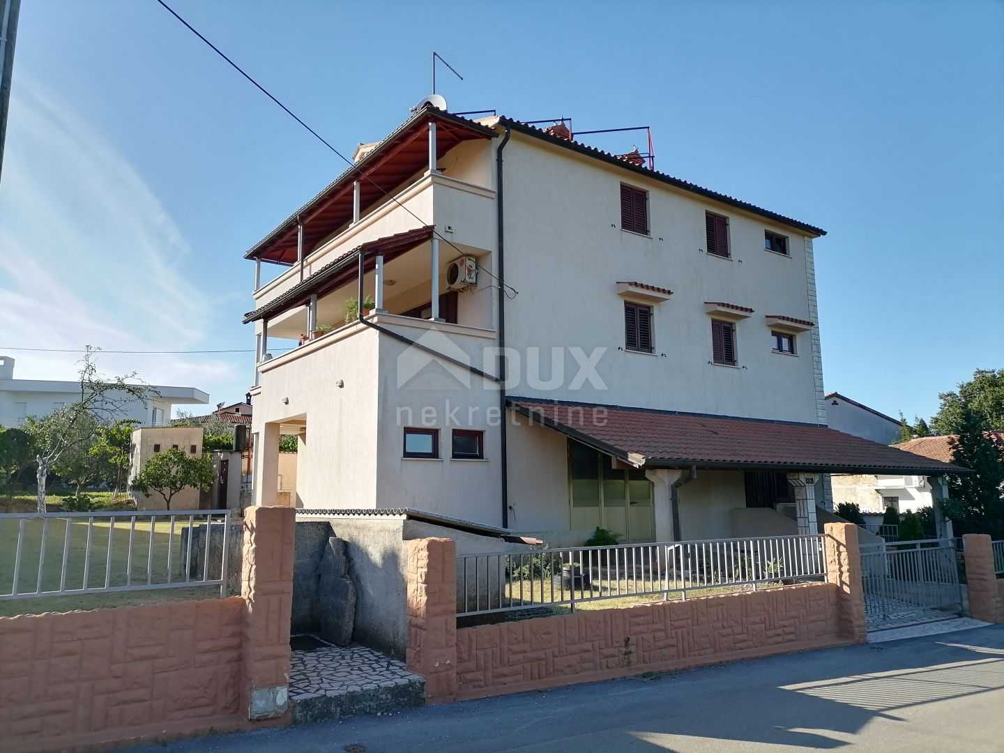 House in Štinjan, Istria County 10872552