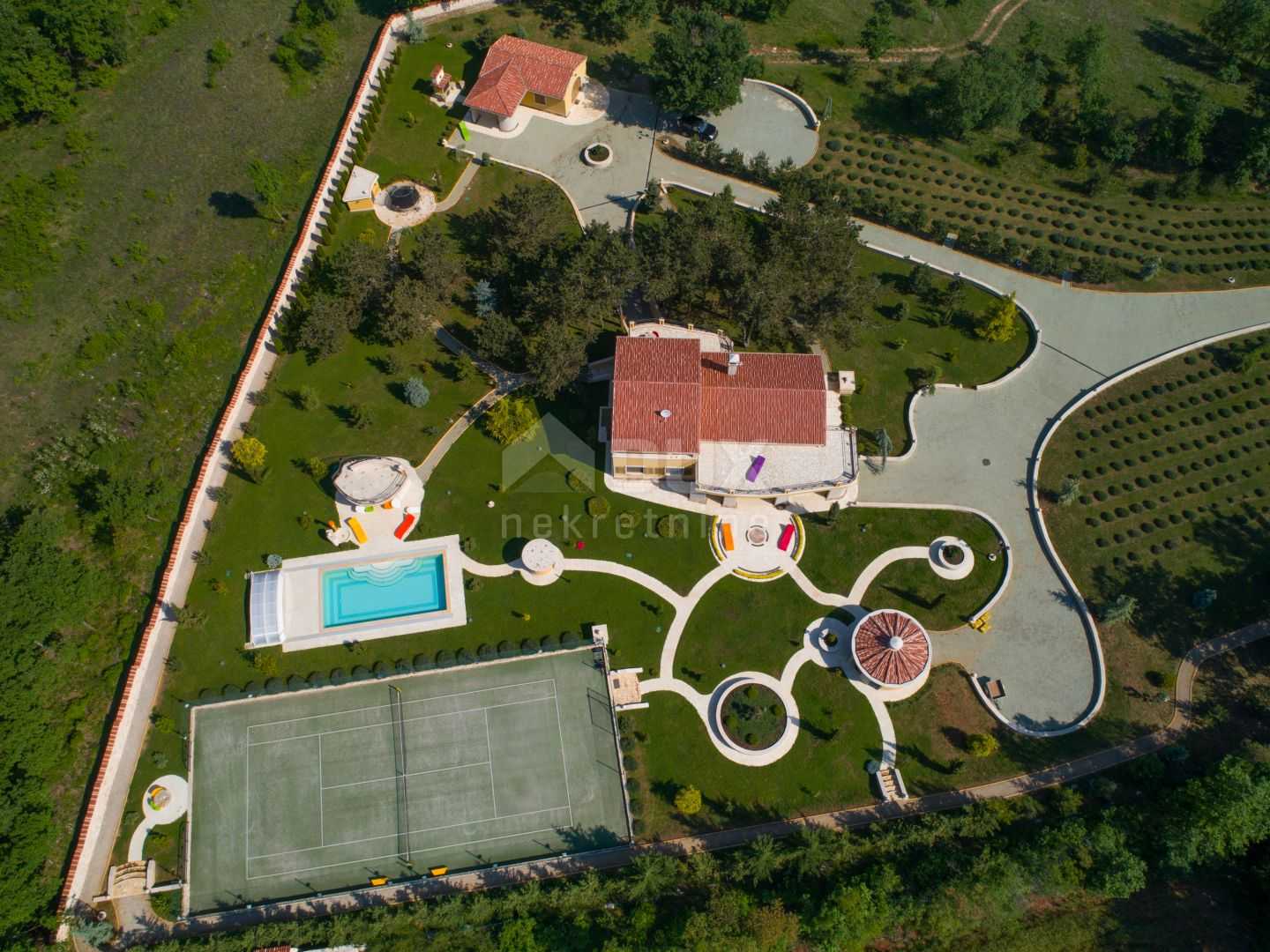 Résidentiel dans Žminj, Istria County 10872662