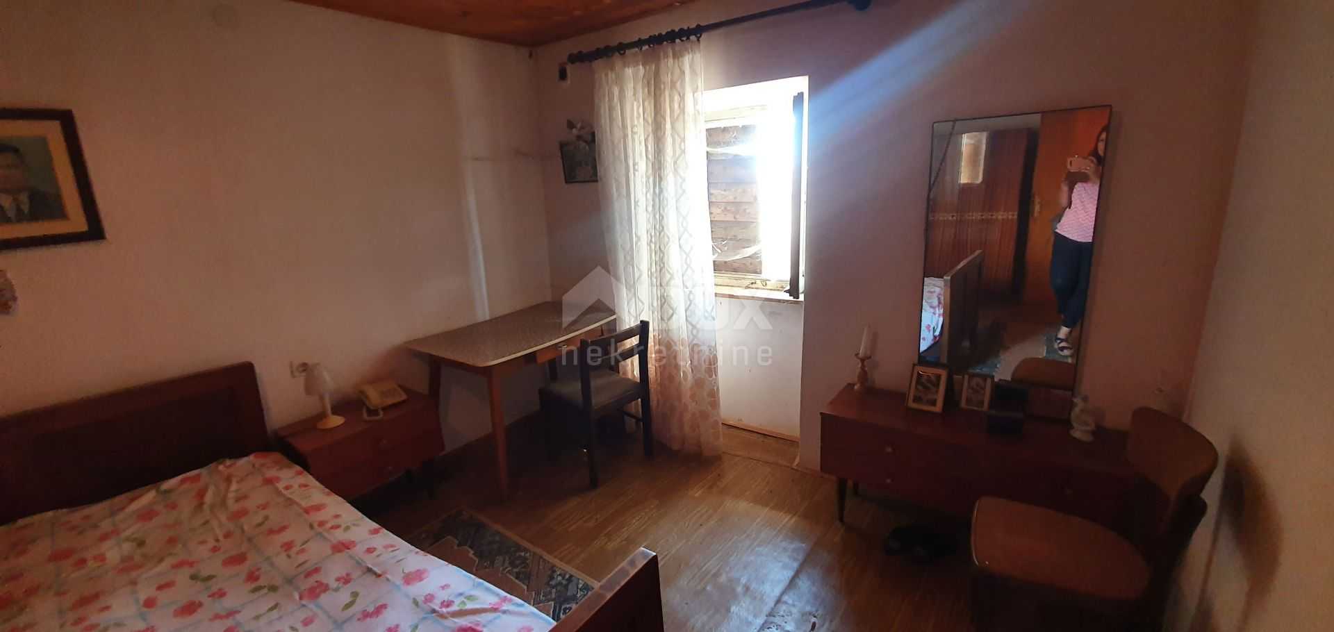 بيت في Ročko Polje, Istarska županija 10872762